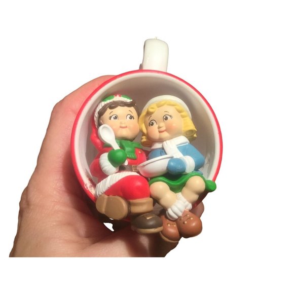 Campbells Soup Kids in soup can Christmas Ornament--1999 - Picture 4 of 13
